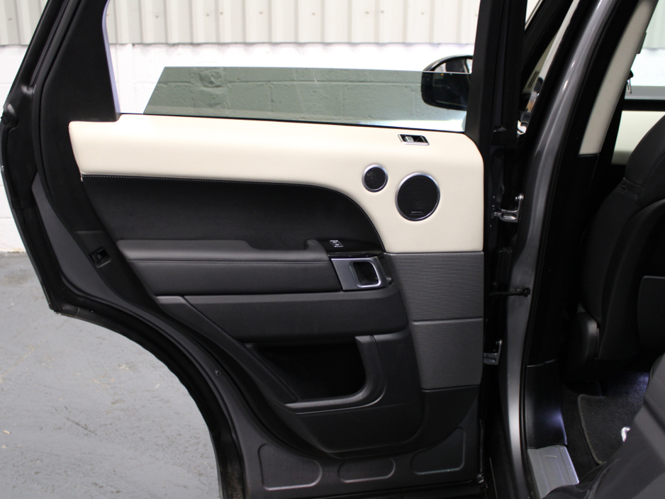 2022 Land Rover Range Rover Sport - image 36