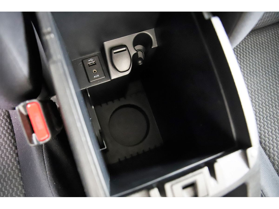 2017 Nissan Qashqai - image 23