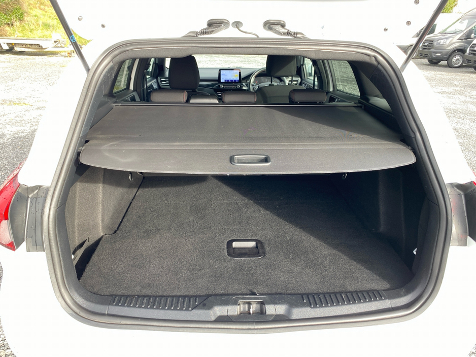 2021 Ford Focus 1.5 TDCI ST-Line Edition Estate 120 BHP..camera €21,500