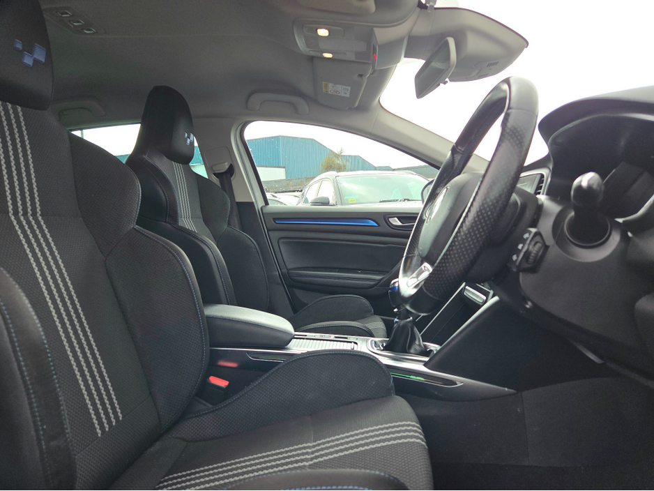 2019 Renault Megane - image 16
