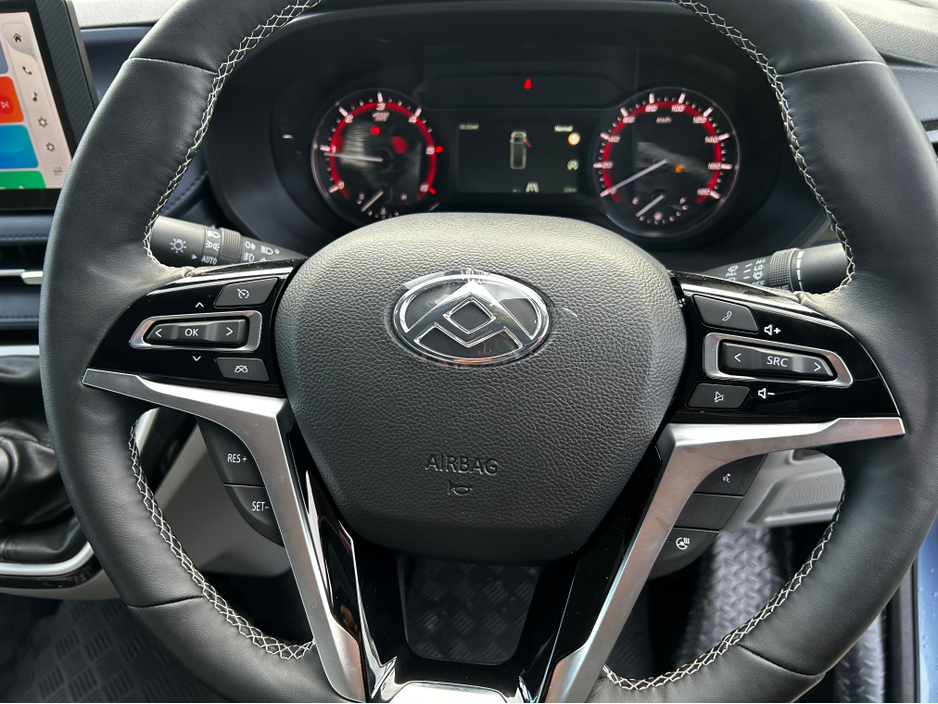 2026 Maxus Deliver 9 FWD LUX MODEL