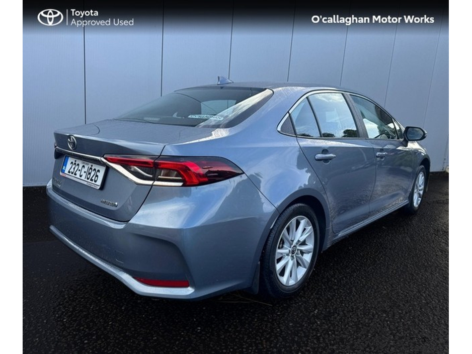 2023 Toyota Corolla - image 4