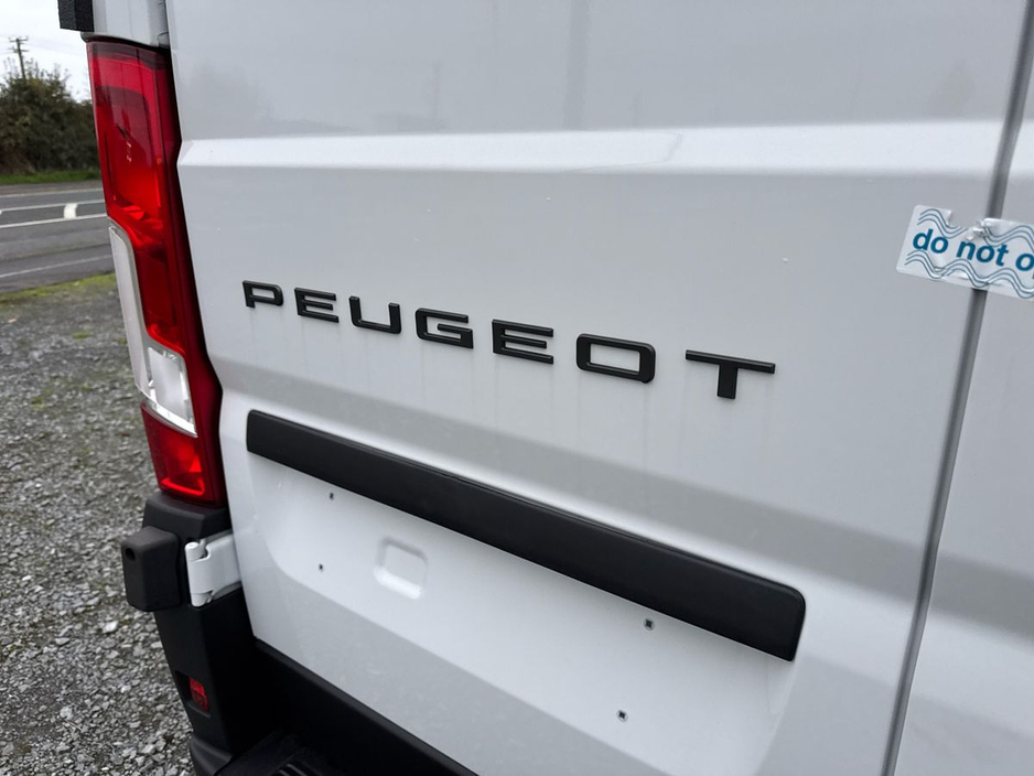 2026 Peugeot Boxer - image 22