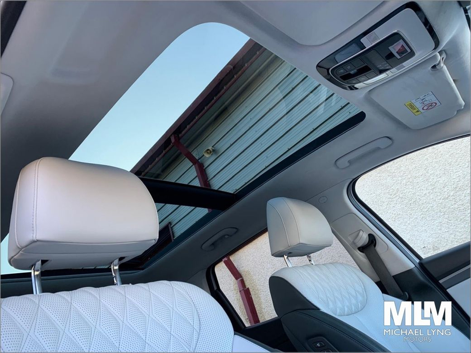 2023 Hyundai Santa Fe Premium Phev 5DR Auto €44,995