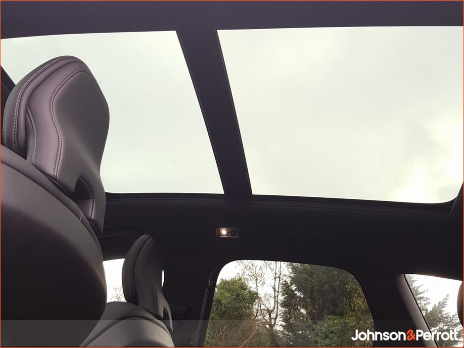 2021 Volvo XC60 - image 18