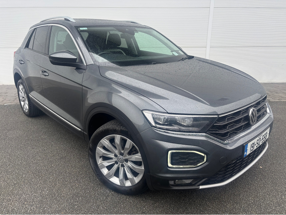 2019 Volkswagen T-Roc - image 12
