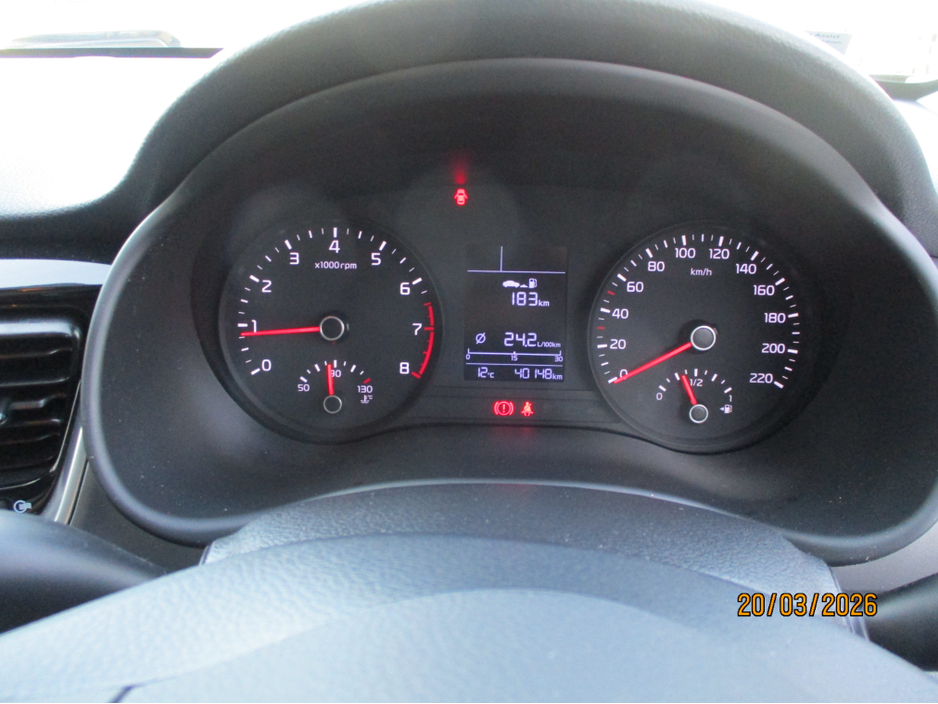 2023 Kia Stonic - image 23