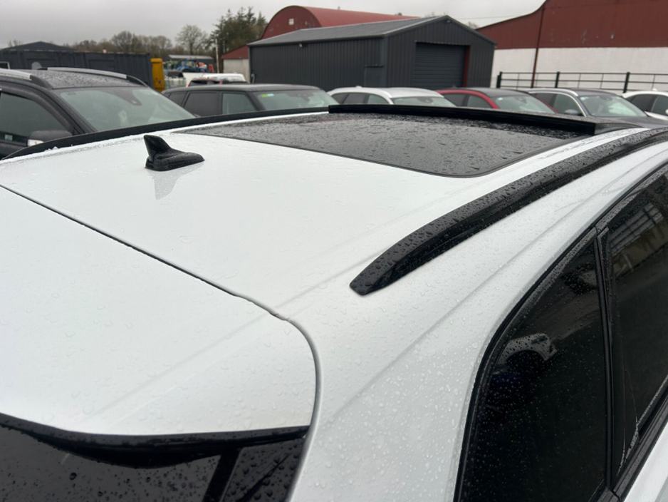 2017 Audi Q7 - image 11