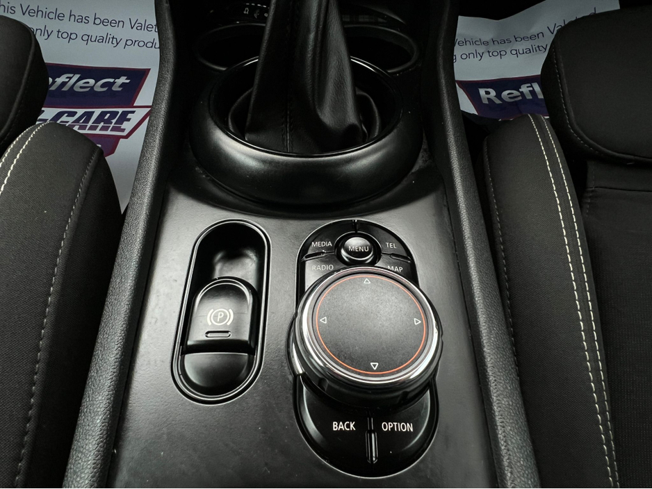2017 MINI Clubman - image 17
