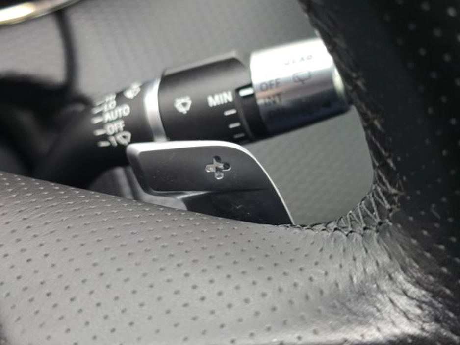 2021 Land Rover Range Rover Evoque - image 18