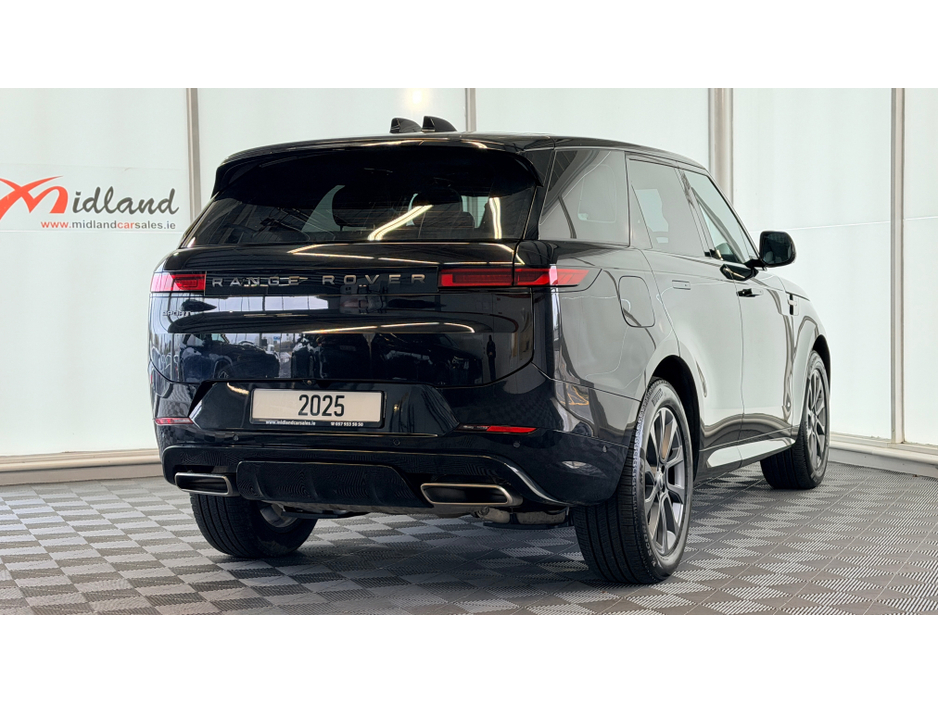 2025 Land Rover Range Rover - image 19