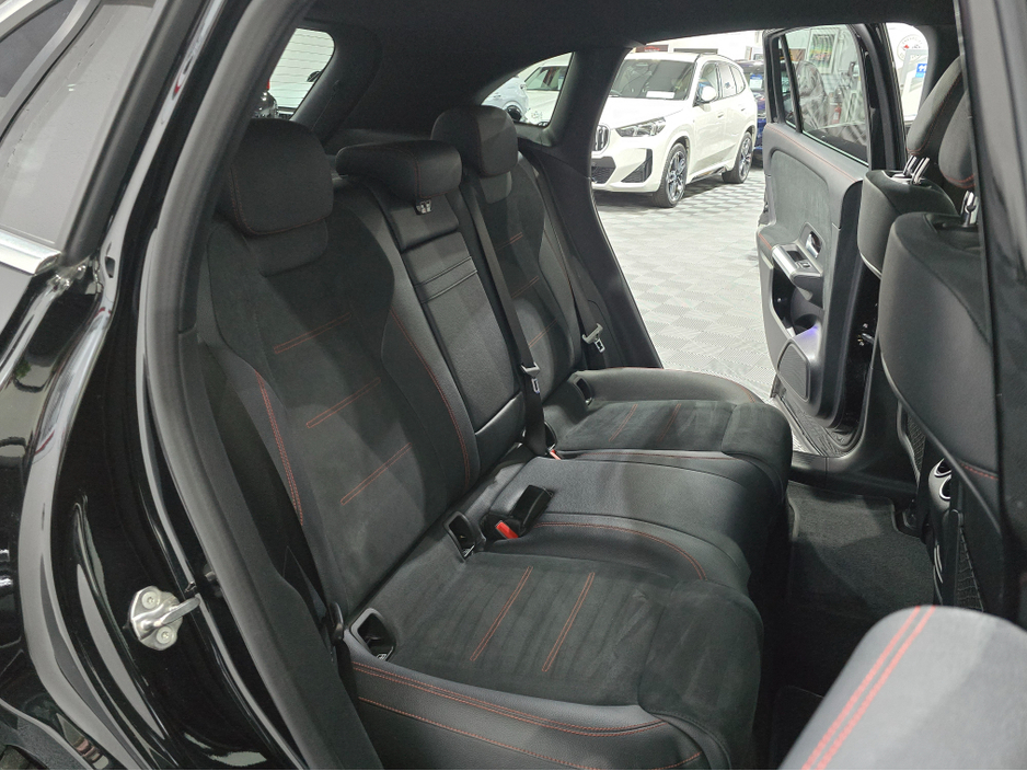 2022 Mercedes-Benz EQA - image 11