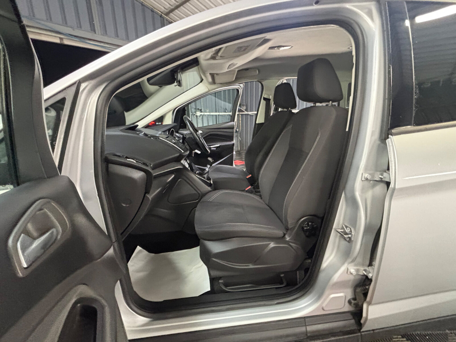 2017 Ford C-Max 1.5 TDCi 95PS Zetec €10,950