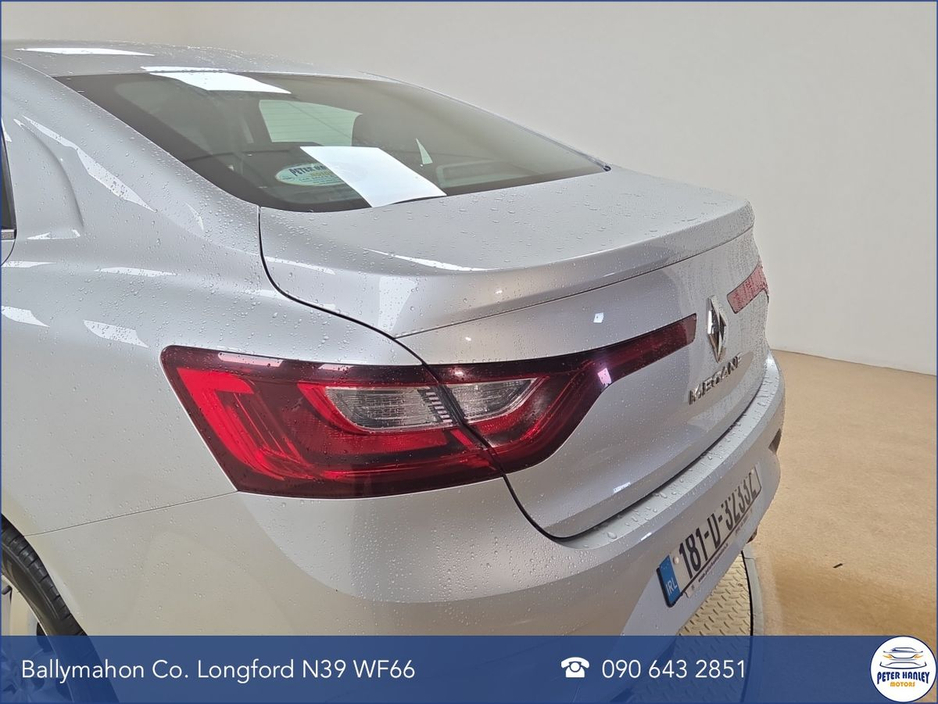 2018 Renault Megane - image 29