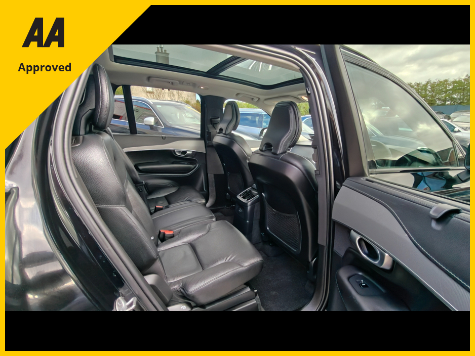 2023 Volvo XC90 - image 23