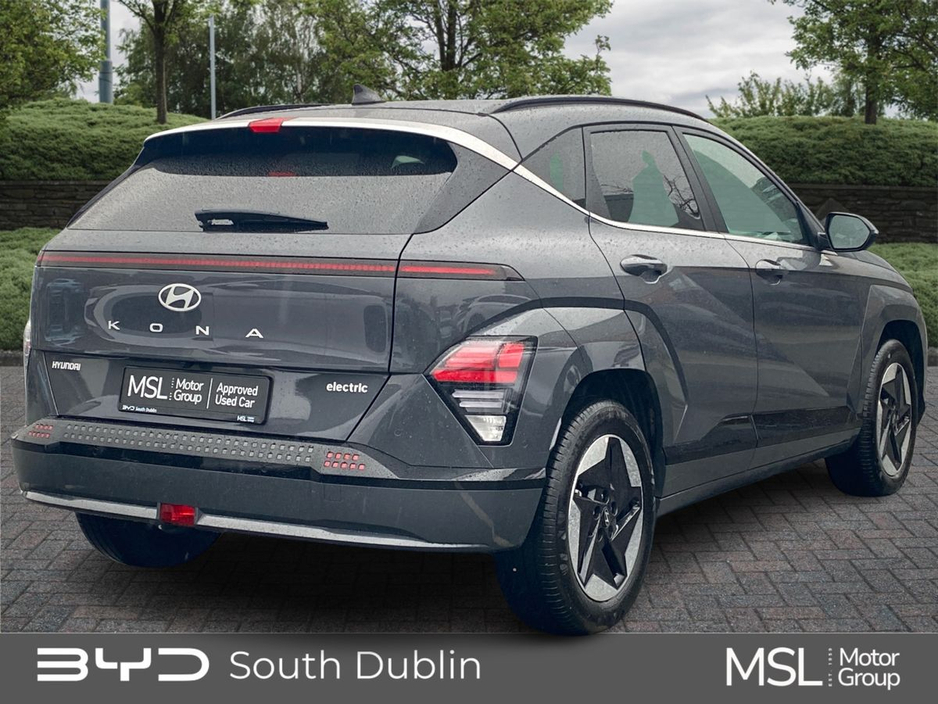 2025 Hyundai Kona - image 3