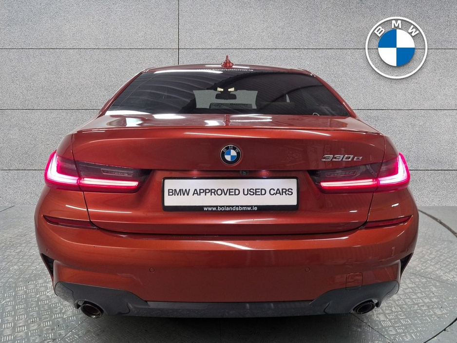 2021 BMW 3 Series 330e M Sport Auto €31,975