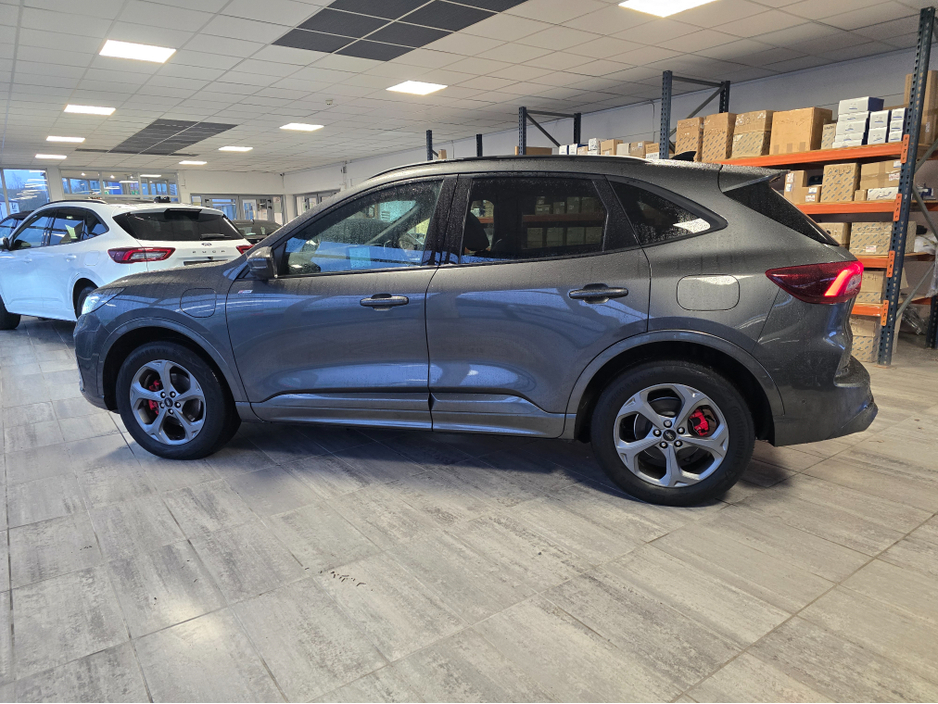 2025 Ford Kuga ST-LINE PHEV PAN ROOF €39,800