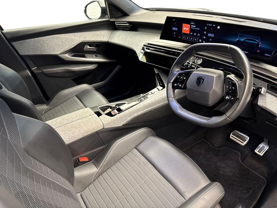 2024 Peugeot 3008 - image 6