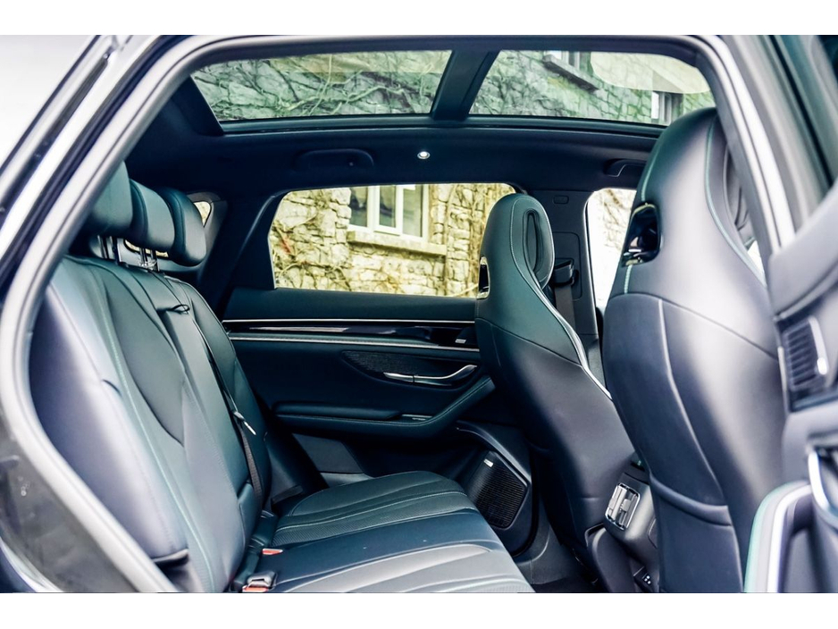 2026 BYD Seal U Comfort Plug in Hybrid €47,995