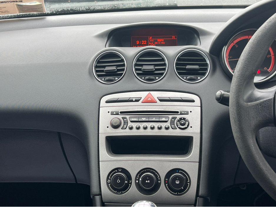 2009 Peugeot 308 - image 15