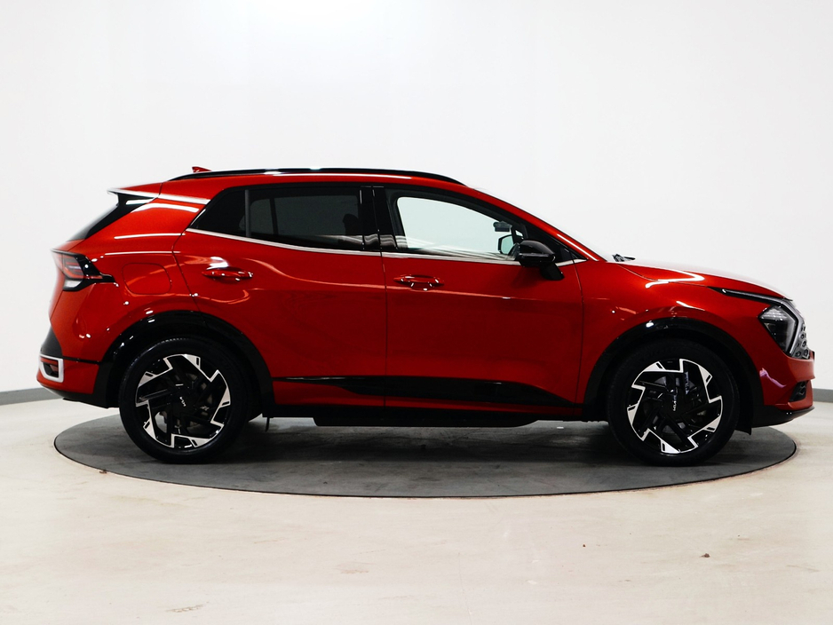2024 Kia Sportage - image 2