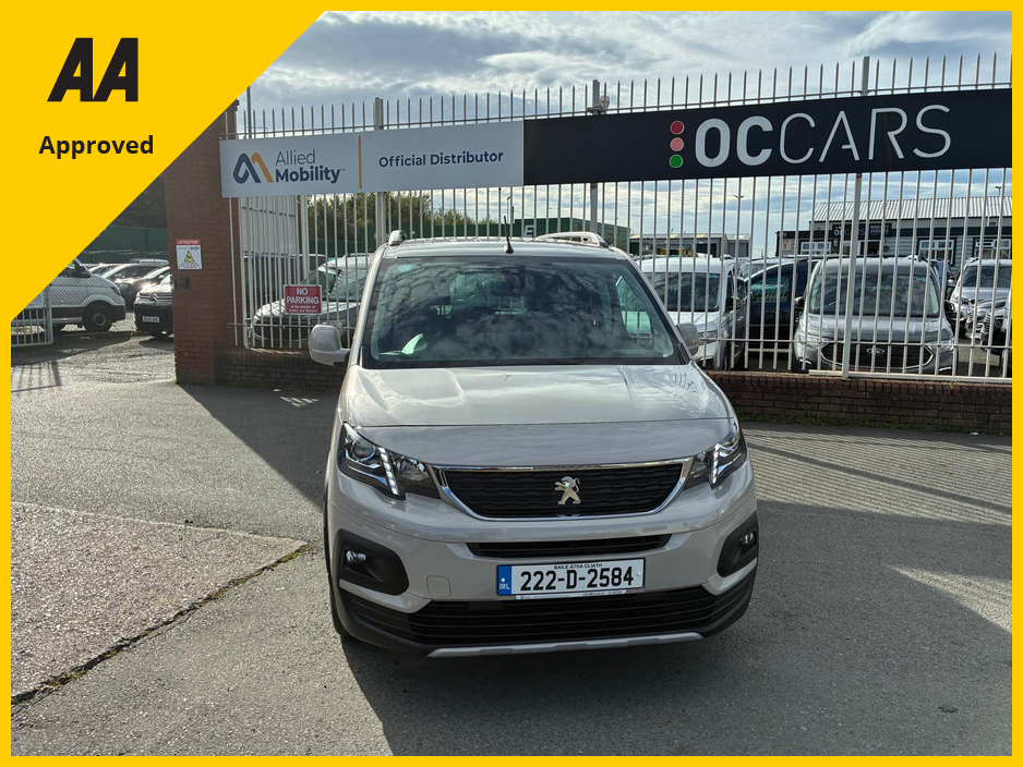 2022 Peugeot Rifter Allure Horizon L2 Wheelchair Accessible Taxi €42,950