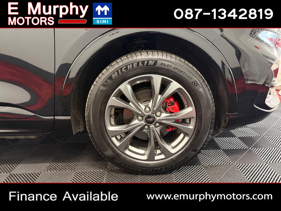 2022 Ford Kuga - image 30