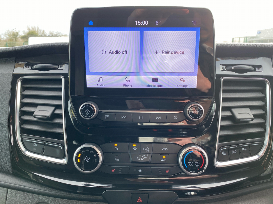 2021 Ford Transit Custom - image 13