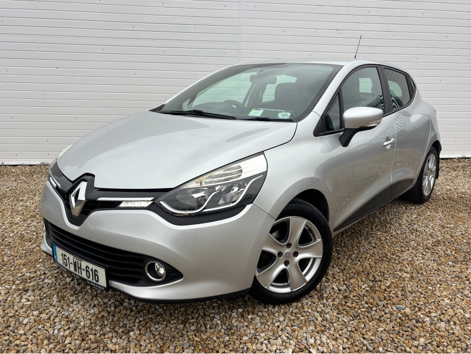 2015 Renault Clio - image 19