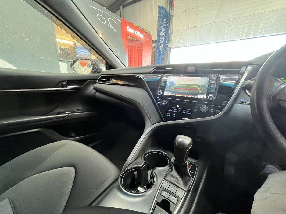 2020 Toyota Camry 2020 TOYOTA CAMRY X 2.5 AUTOMATIC / CRUISE CONTROL / REVERSE CAMERA AND MORE