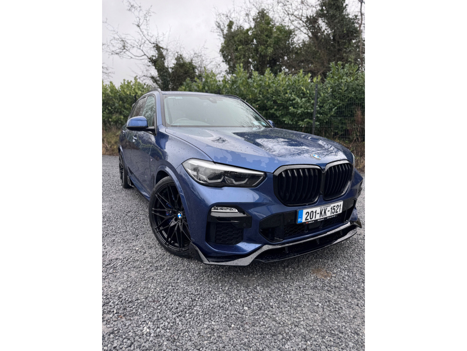 2020 BMW X5 - image 13