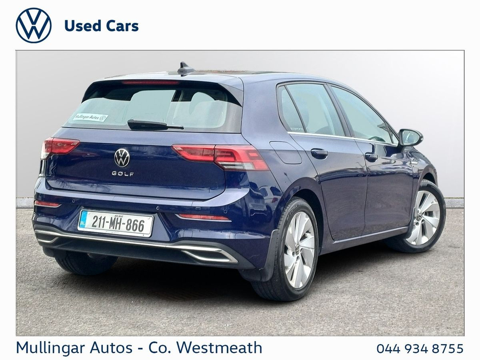 2021 Volkswagen Golf - image 14