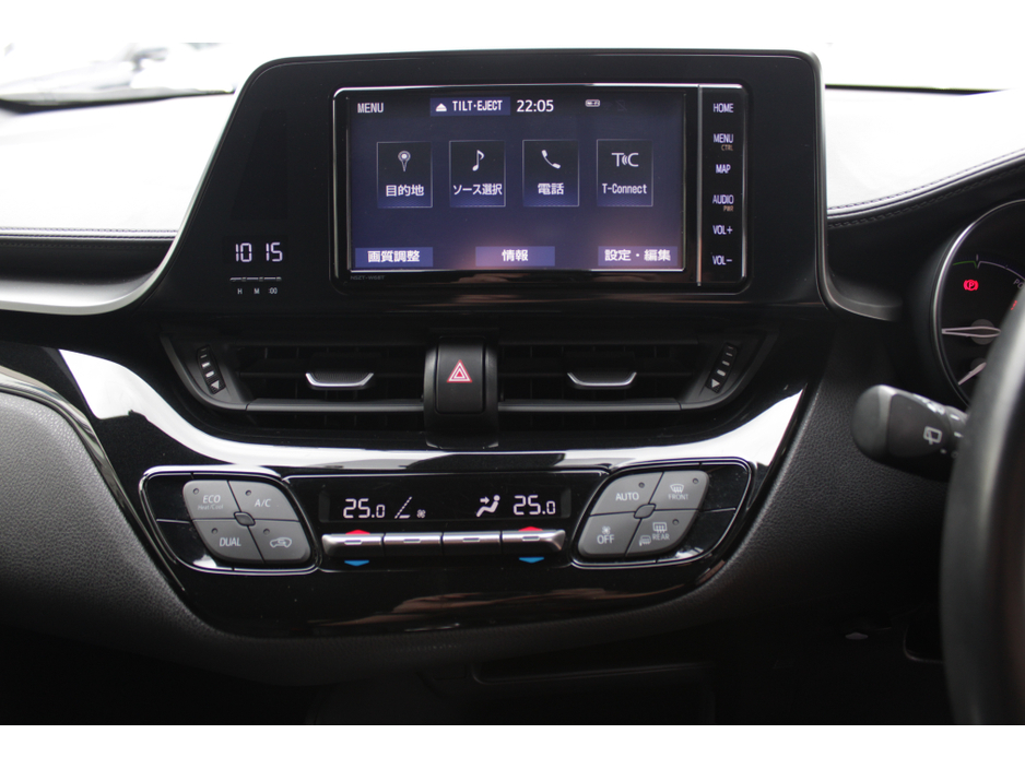 2018 Toyota C-HR - image 13