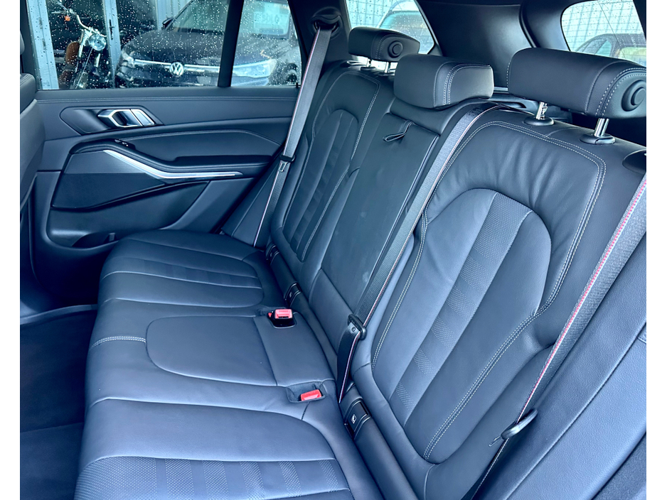 2022 BMW X5 *N1 Business- NO VAT* XDRIVE 45E M SPORT PHEV A €66,000