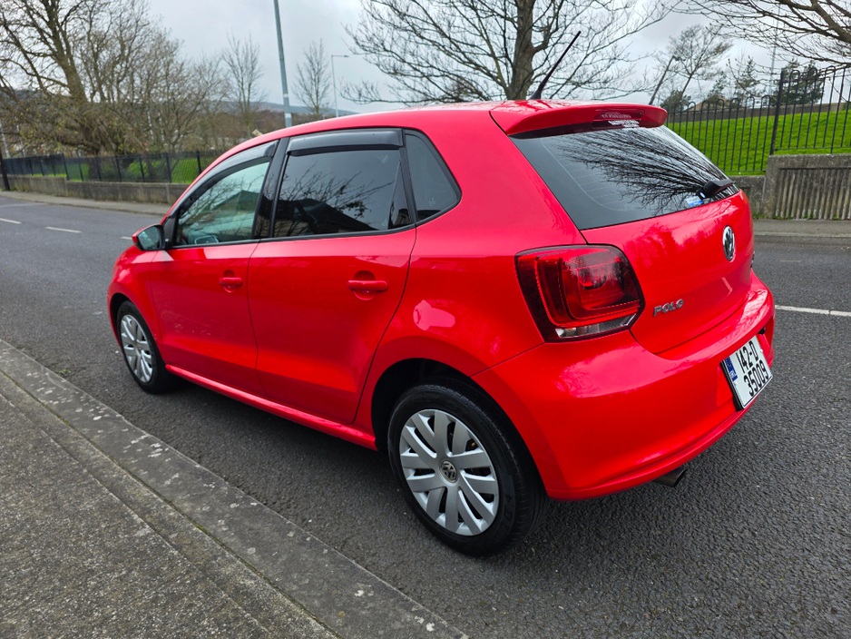 2014 Volkswagen Polo - image 5