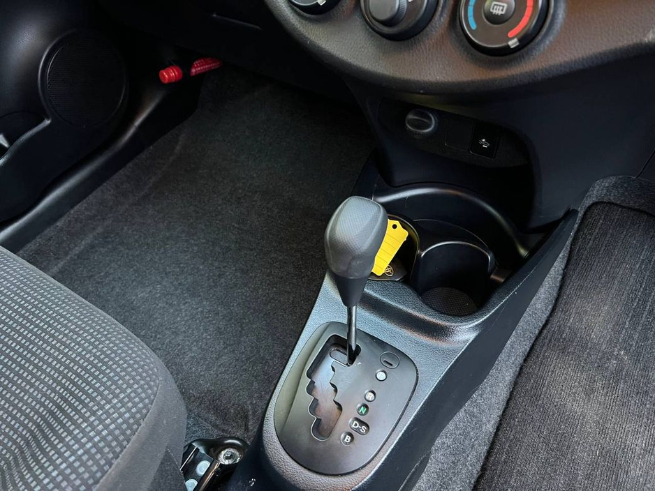 2018 Toyota Yaris 1.0 AUTO // REVERSE CAMERA // AIR CONDITIONING // LANE ASSIST €11,950