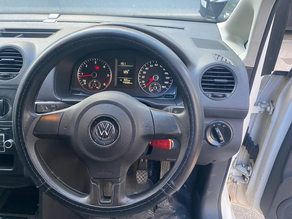 2014 Volkswagen Caddy - image 6