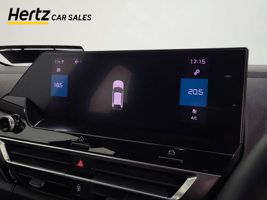 2023 Citroen C4 - image 23