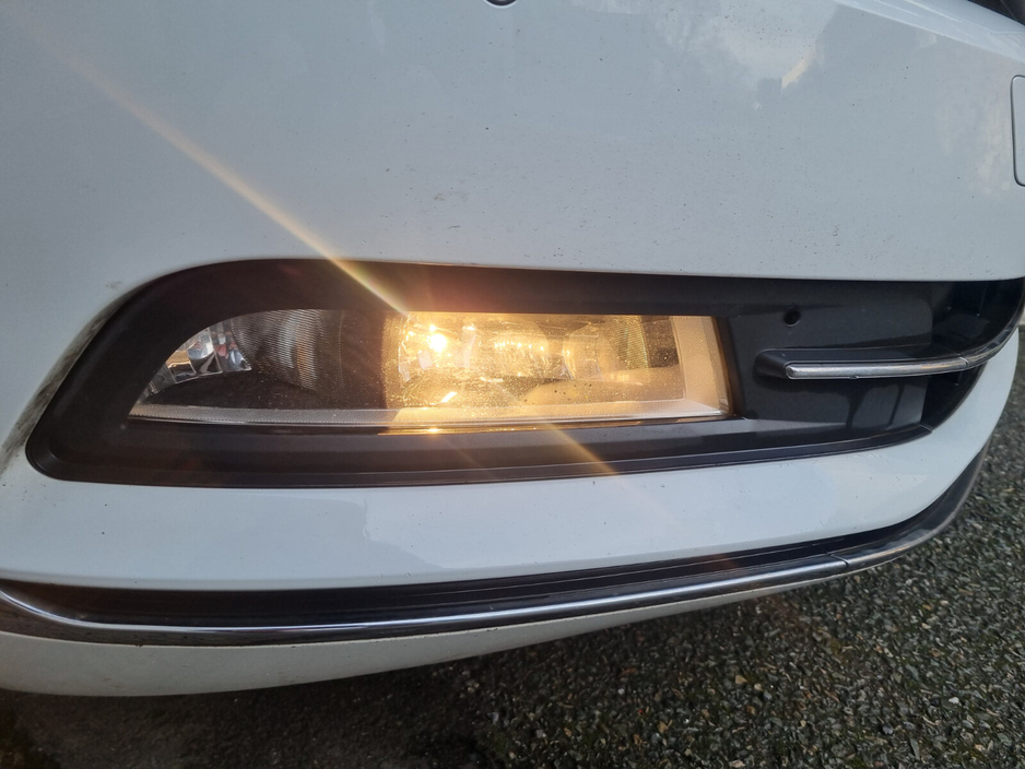 2015 Volkswagen Passat 1.6 TDI DSG 120HP Highline €7,899