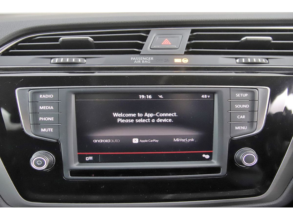 2017 Volkswagen Touran 1.4 TSI DSG TRENDLINE *CARPLAY*ANDROID*REVERSE CAM* €18,480