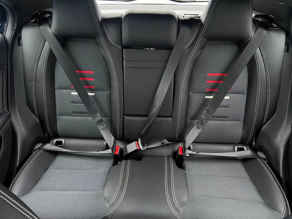 2018 Mercedes-Benz A Class A180 AMG-STYLE 1.6 // NEW 19" AMG-LINE ALLOYS // BLUETOOTH MUSIC // ADAPTIVE CRUISE CONTROL €20,900