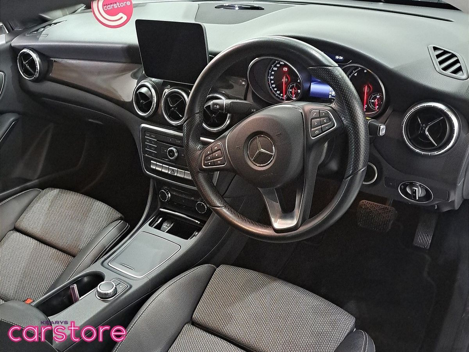 2018 Mercedes-Benz CLA Class - image 15