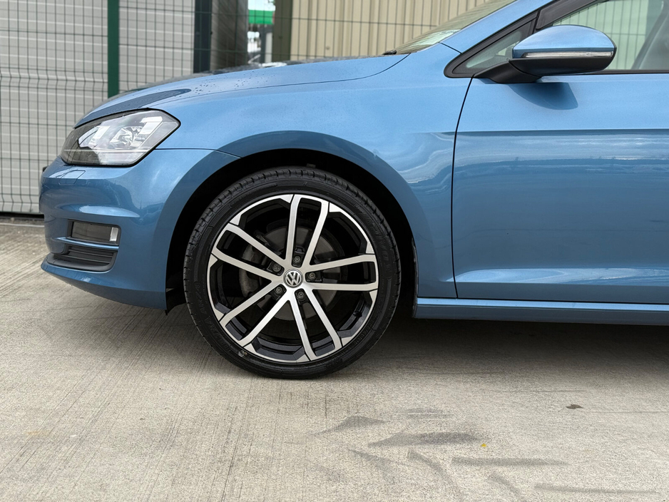 2017 Volkswagen Golf 1.2TSI 3DR 85HP Trendline €14,950