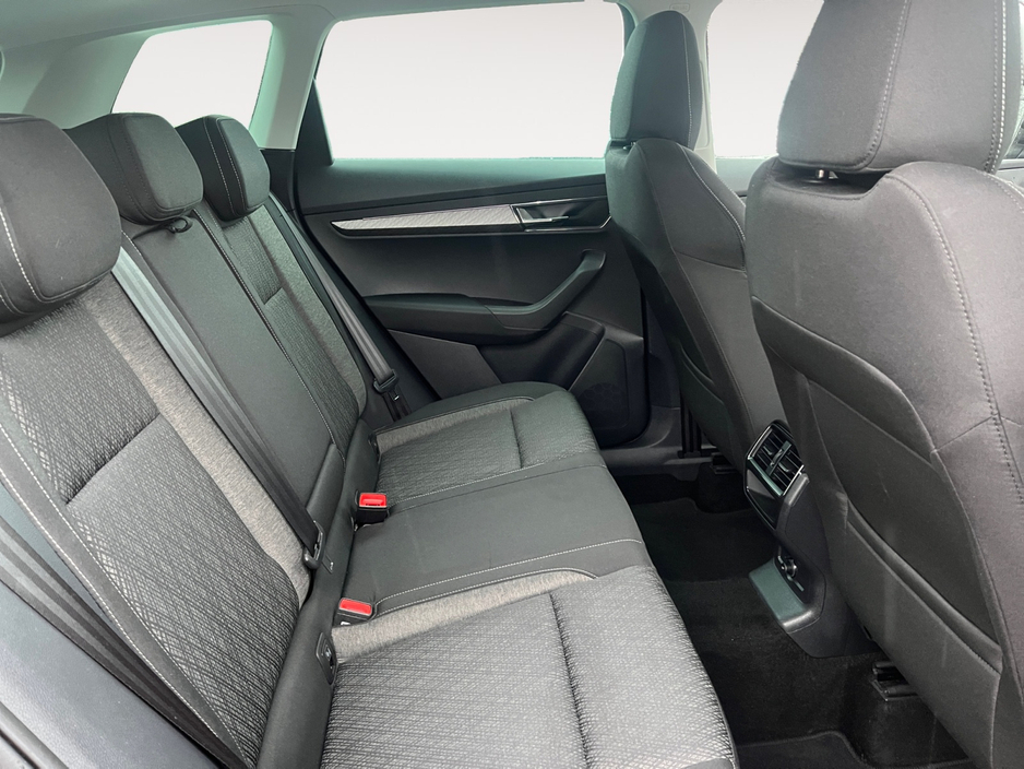 2023 Skoda Karoq STYLE 2.0 TDI 115HP DSG 5 5DR €35,900