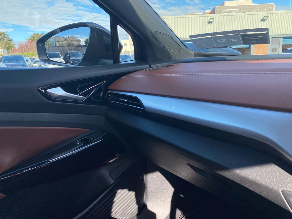 2022 Volkswagen ID.4 - image 19