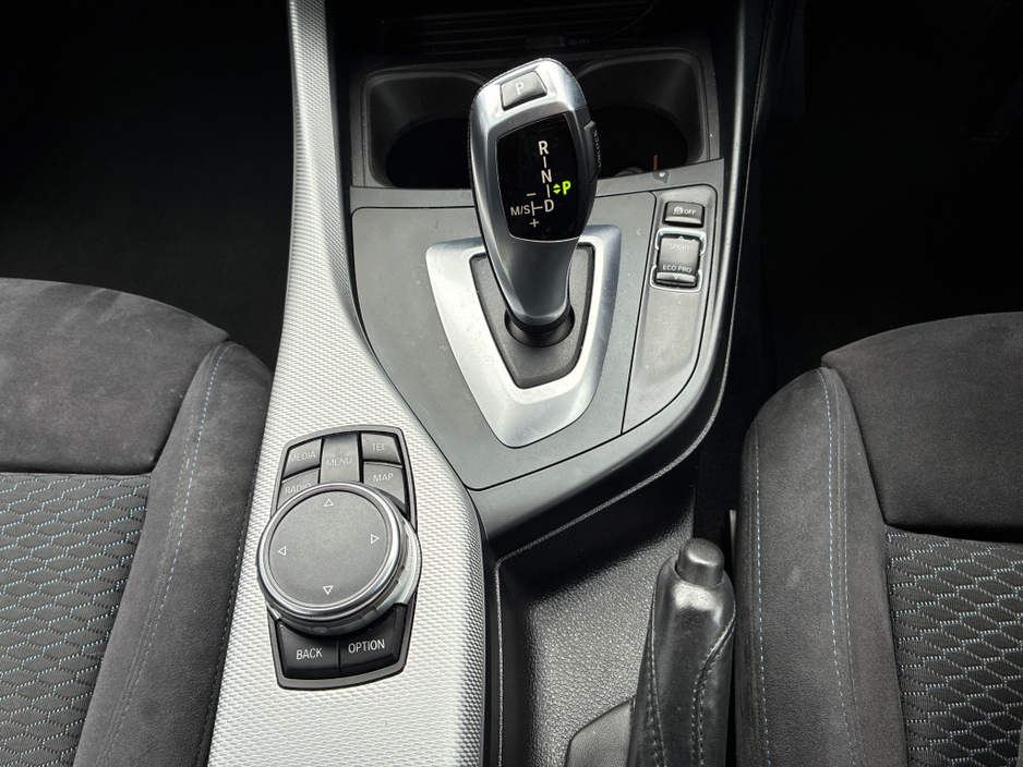 2014 BMW 1 Series - image 18