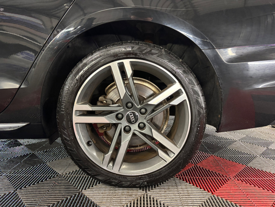 2022 Audi A4 30 TDI 136HP S Tronic SE €31,950
