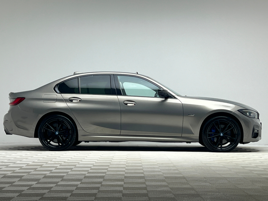 2021 BMW 3 Series 330E M SPORT PRO ED XDRIVE *SUNROOF* €29,990