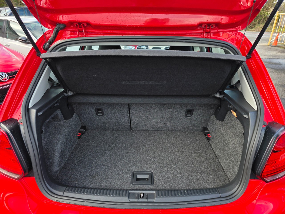 2013 Volkswagen Polo - image 13